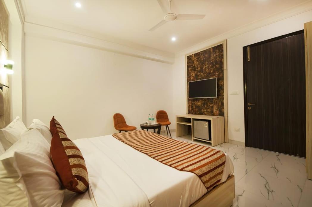 Hotel Almora Near Delhi Airport New Delhi Extérieur photo