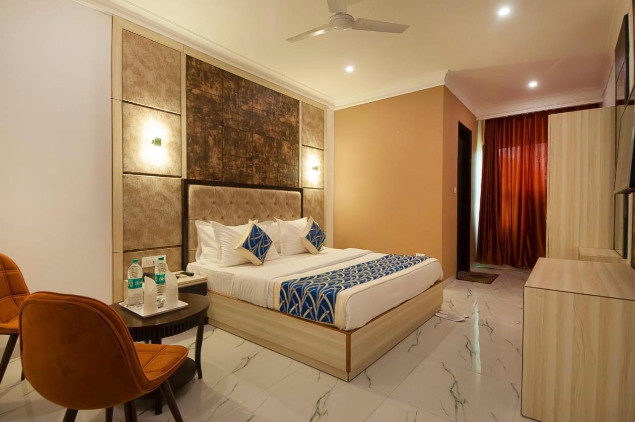 Hotel Almora Near Delhi Airport New Delhi Extérieur photo